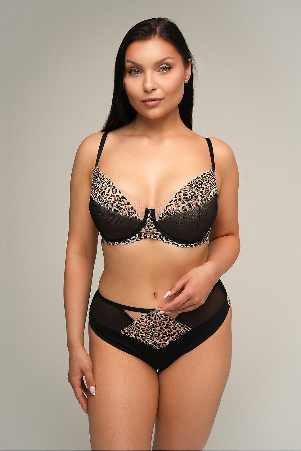 Brazil stílusú bugyi model 215998 Ava